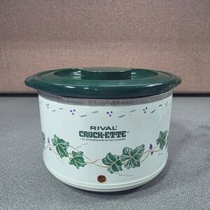 Rival Crock-Ette Slow Cooker 1 Qt White Green Ivy Excellent Vintage Model 3200